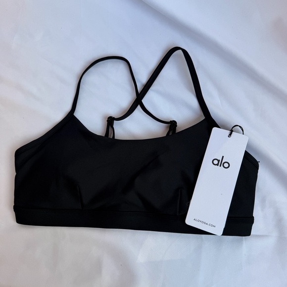 ALO Yoga Other - Alo Yoga Airlift Intrigue Bra – Black (multiple sizes) – NEW WITH TAGS